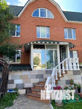 Дом 180м², 3-этажный, посуточно,