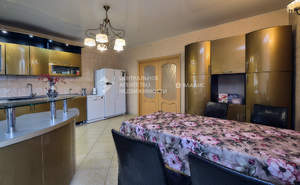 Дом 600м², 2-этажный, на длительный срок,