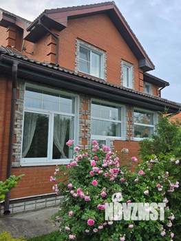 Коттедж 295м², 3-этажный, участок 15 сот.