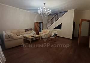 Дом 332м², 3-этажный, участок 8 сот.