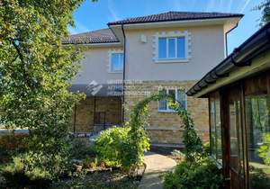 Дом 240м², 2-этажный, участок 11 сот.