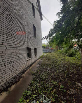 Дом 2000м², 4-этажный, участок 4 сот.