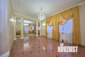 Дом 670м², 3-этажный, участок 17 сот.