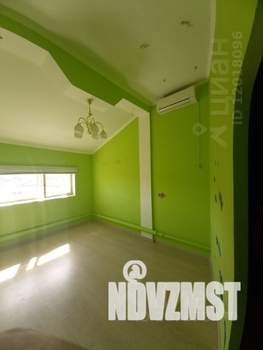 Дом 100м², 2-этажный, участок 4 сот.