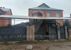 Дом 332м², 3-этажный, участок 8 сот.