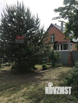 Дом 213м², 2-этажный, участок 10 сот.