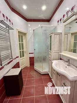 Коттедж 188м², 2-этажный, участок 10 сот.