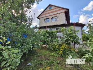 Дом 93м², 2-этажный, участок 9 сот.