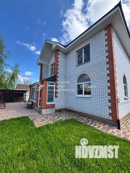 Дом 220м², 2-этажный, участок 6 сот.