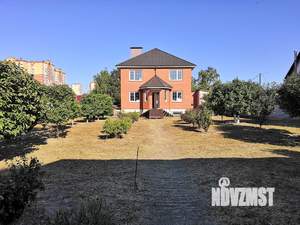 Коттедж 235м², 3-этажный, участок 6 сот.