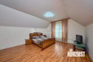 Дом 93м², 2-этажный, участок 10 сот.