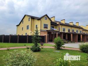 Таунхаус 734м², 3-этажный, участок 15 сот.