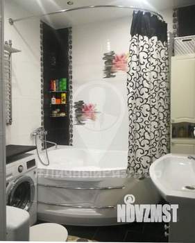 Дом 245м², 2-этажный, участок 7 сот.