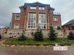 Таунхаус 205м², 3-этажный, участок 2 сот.