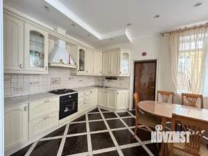 Коттедж 188м², 2-этажный, участок 10 сот.