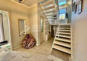 Дом 120м², 2-этажный, участок 6 сот.