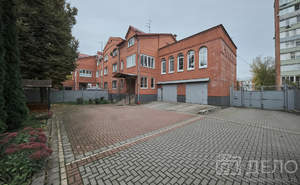 Дом 504м², 3-этажный, участок 7 сот.