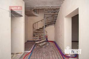 Дом 192м², 2-этажный, участок 4 сот.