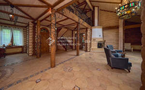 Дом 244м², 2-этажный, участок 14 сот.