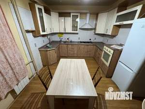 Коттедж 270м², 2-этажный, на длительный срок, 