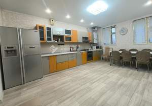 Дом 150м&sup2;, 2-этажный, на длительный срок, 