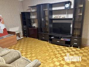 Коттедж 270м², 2-этажный, на длительный срок, 