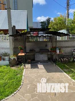 Дом 180м&sup2;, 3-этажный, посуточно, 