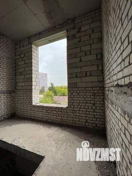 Дом 1235м², 3-этажный, участок 10 сот.  