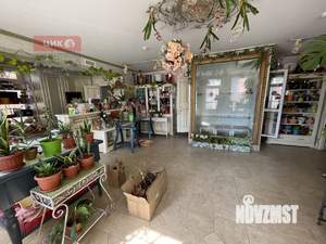 Дом 215м², 3-этажный, участок 3 сот.  