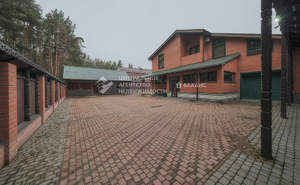 Дом 405м&sup2;, 2-этажный, участок 10 сот.  