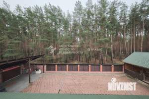 Дом 405м&sup2;, 2-этажный, участок 10 сот.  