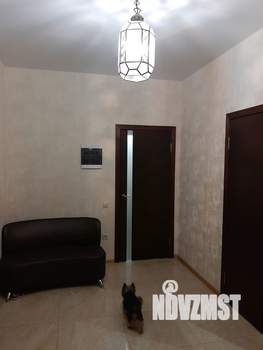 Коттедж 250м², 2-этажный, участок 6 сот.  