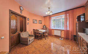 Дом 504м&sup2;, 3-этажный, участок 7 сот.  