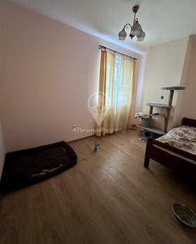 Дом 450м², 3-этажный, участок 8 сот.  