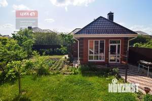 Коттедж 240м², 2-этажный, участок 9 сот.  