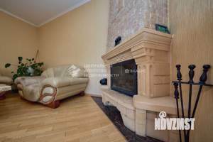 Дом 350м², 3-этажный, участок 8 сот.  