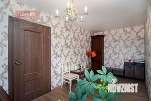 Дом 50м², 3-этажный, участок 2 сот.  