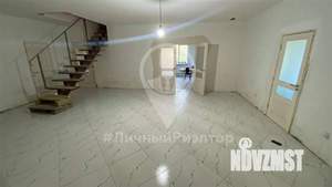 Дом 550м², 3-этажный, участок 8 сот.  