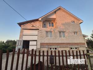 Дом 380м², 2-этажный, участок 20 сот.  