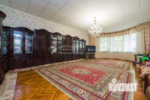 Дом 630м², 2-этажный, участок 10 сот.  