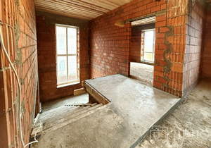 Дом 180м&sup2;, 2-этажный, участок 8 сот.  