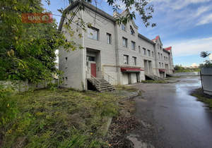 Дом 2000м&sup2;, 4-этажный, участок 4 сот.  