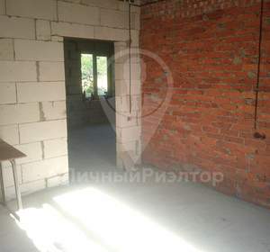 Дом 80м&sup2;, 1-этажный, участок 7 сот.  