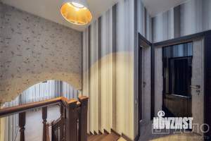 Коттедж 358м², 3-этажный, участок 13 сот.  