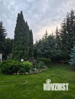 Коттедж 295м², 3-этажный, участок 15 сот.  