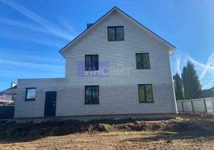 Дом 184м&sup2;, 2-этажный, участок 8 сот.  