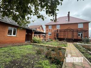 Коттедж 662м², 3-этажный, участок 11 сот.  