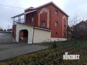 Коттедж 315м², 4-этажный, участок 8 сот.  