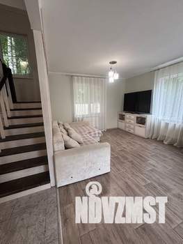 Дом 115м&sup2;, 2-этажный, участок 7 сот.  