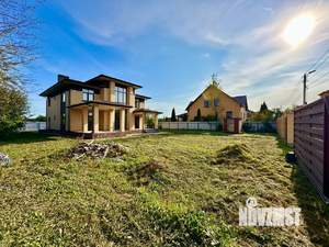 Дом 298м², 2-этажный, участок 15 сот.  